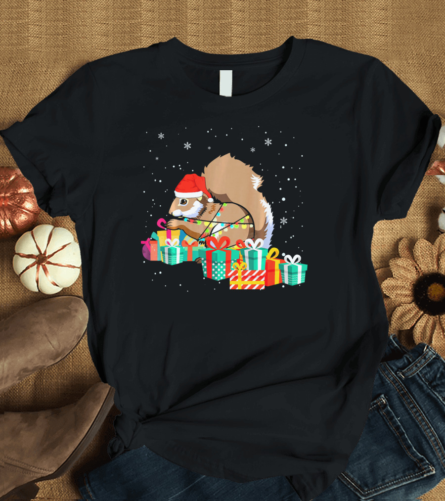 Squirrel with Santa Hat and Christmas Presents Lights T-Shirt