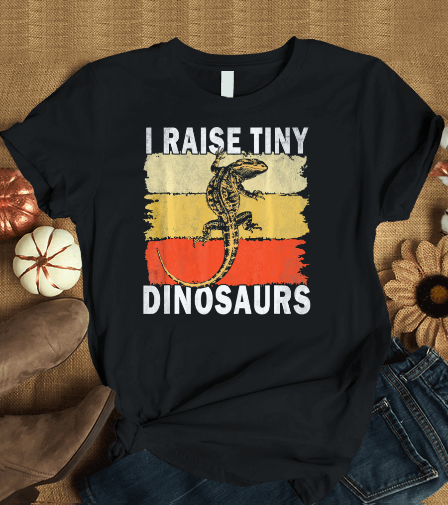 I Raise Tiny Dinosaurs Vintage Lizard T-Shirt