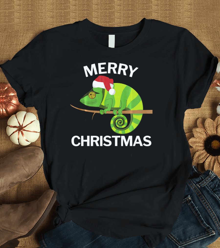 Merry Christmas Green Chameleon Santa Hat T-Shirt