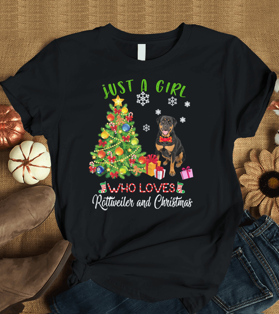 Just A Girl Who Loves Rottweiler and Christmas T-Shirt