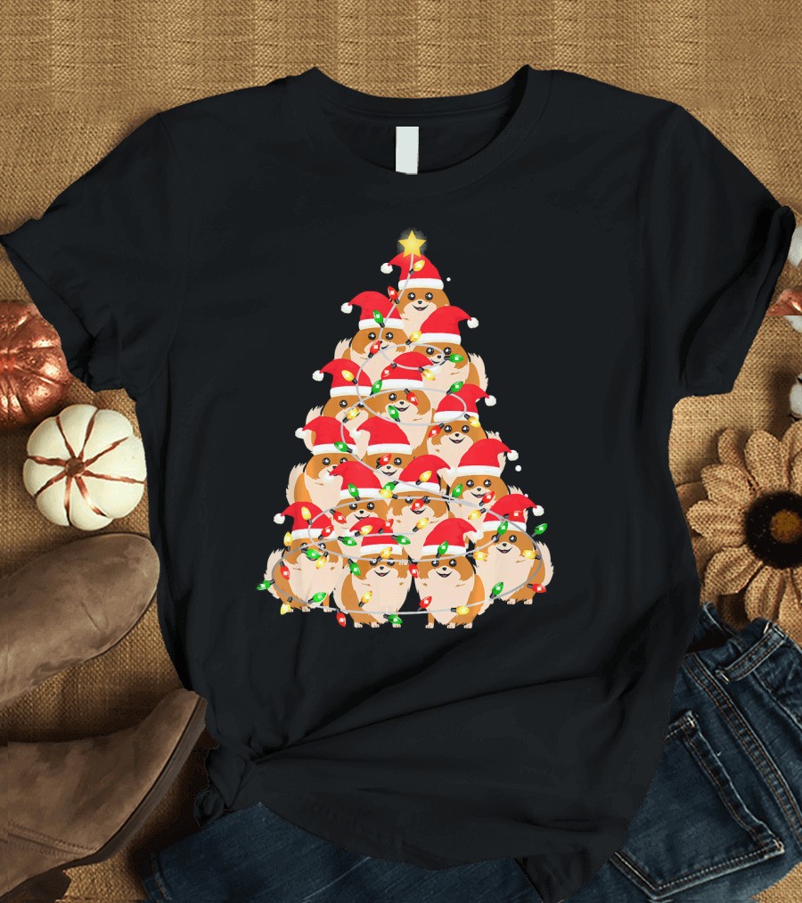 Cute Pomeranian Christmas Tree with Funny Santa Hats and Lights T-Shirt
