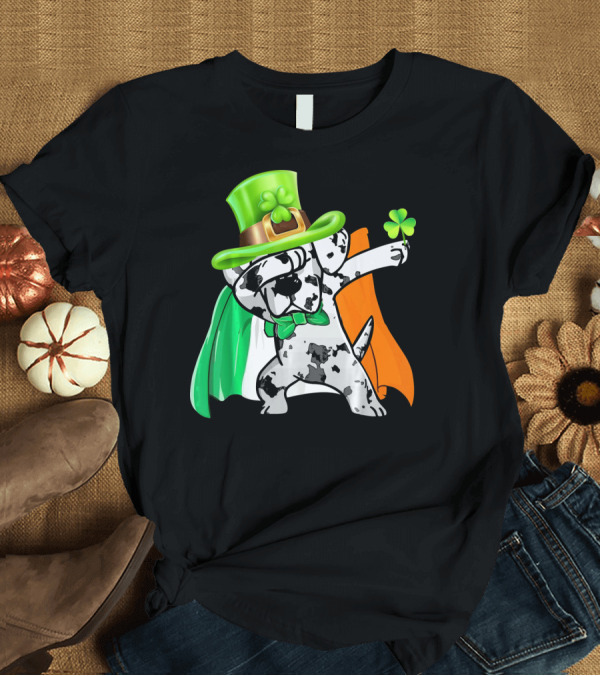 T-Shirt: Dabbing Great Dane Wearing Leprechaun Hat with Irish Flag Cape and Shamrock T-Shirt Dabbing Great Dane Wearing Leprechaun Hat with Irish Flag Cape and Shamrock T-Shirt