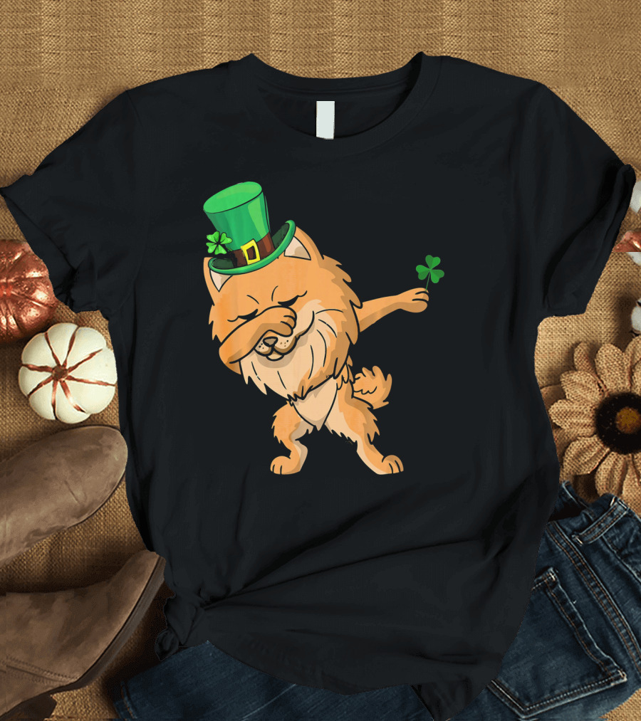 Dabbing Pomeranian Leprechaun with Shamrock T-Shirt