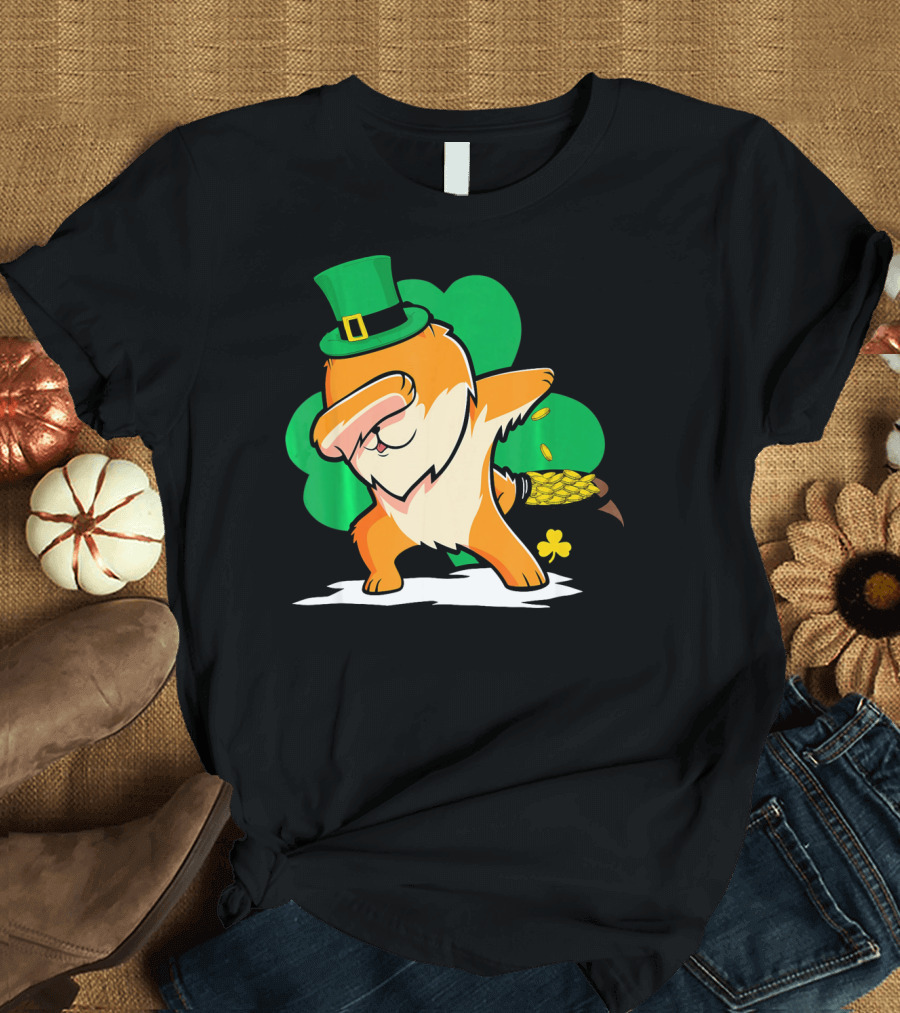 Dabbing Pomeranian Dog St Patricks Day Dance Shamrock Hat T-Shirt