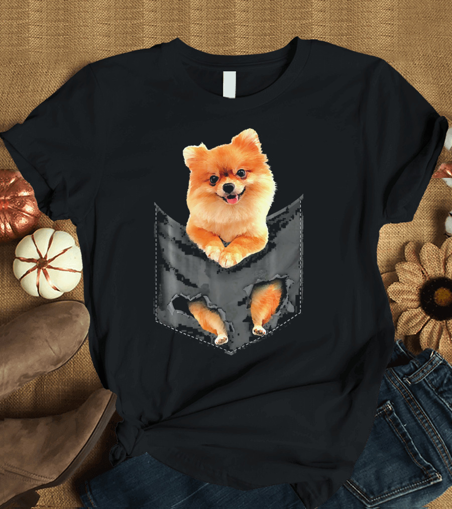 Pomeranian Dog in Pocket Peeking Out Cute T-Shirt