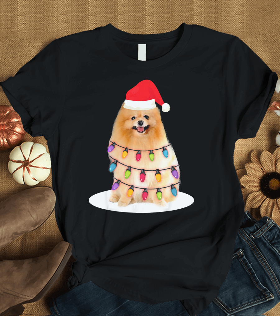 Pomeranian Christmas Light Santa Hat Festive Holiday Dog T-Shirt