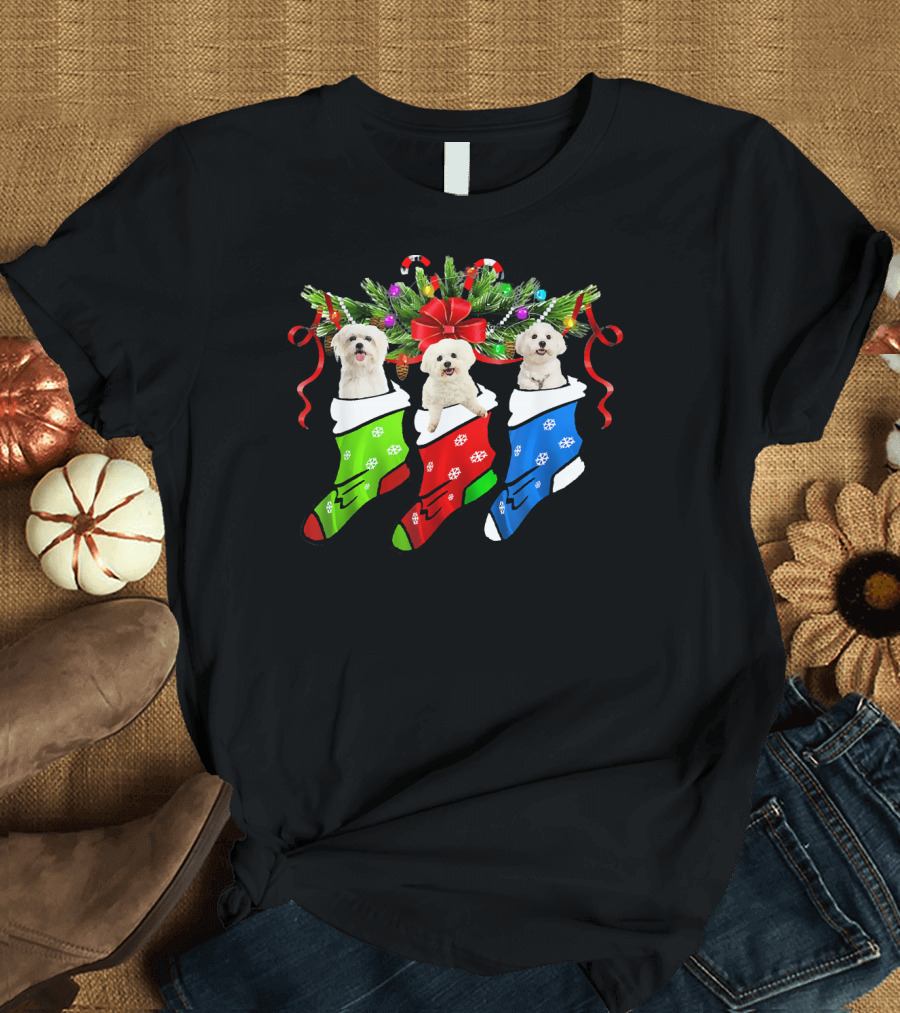 Mens Funny Three Maltese Dogs in Festive Christmas Stockings T-Shirt