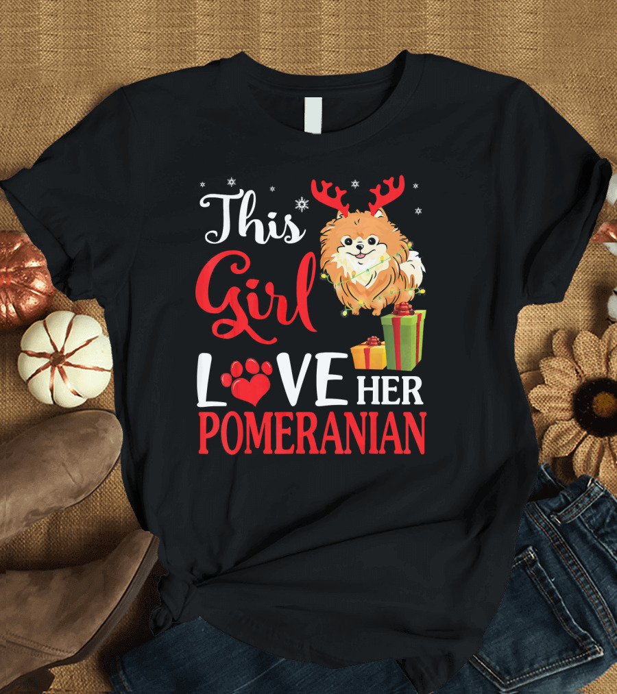 This Girl Loves Her Pomeranian Xmas Snow Gifts T-Shirt