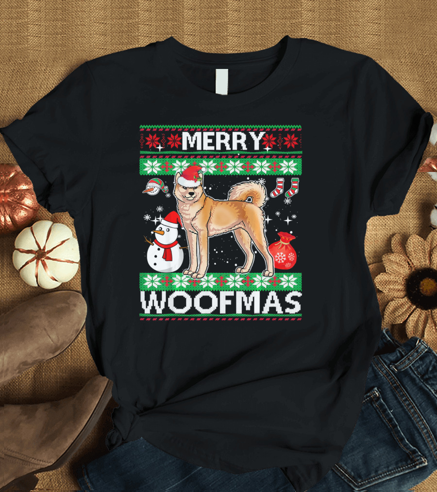 Merry Woofmas Akita Dog Santa Hat Snowman Christmas Socks Stars T-Shirt