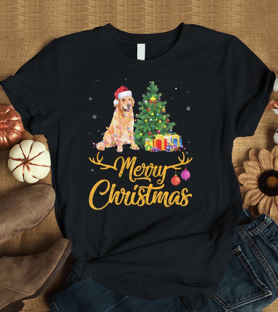 Merry Christmas Cute Golden Retriever Dogs T-Shirt