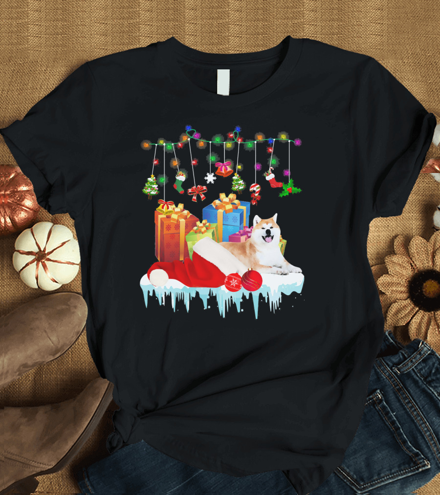 Funny Akita Dog in Santa Hat with Christmas Gifts and Ornaments T-Shirt
