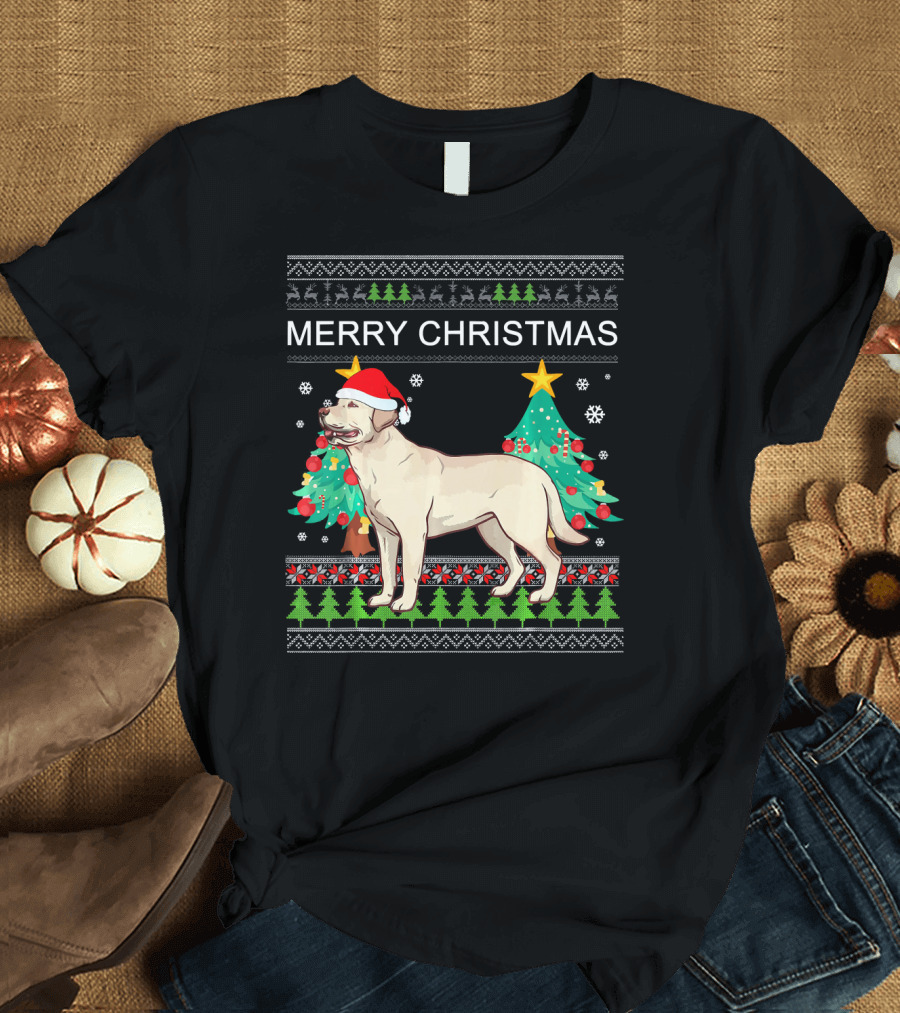 Merry Christmas Labrador Retriever Santa Hat with Christmas Trees and Snowflakes T-Shirt
