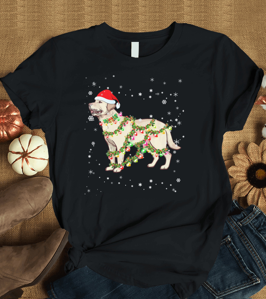 Labrador Retriever Dog Christmas Lights Santa Hat Snowflakes T-Shirt