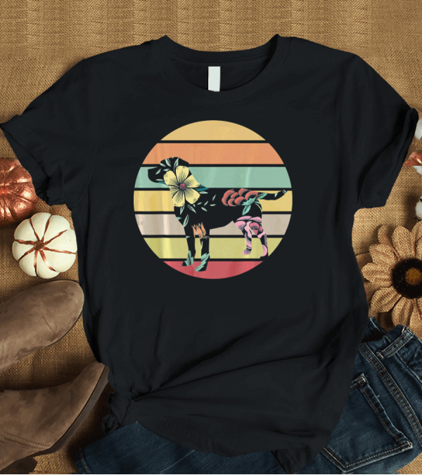 T-Shirt: Vintage Labrador Retriever Floral Sunset T-Shirt Vintage Labrador Retriever Floral Sunset T-Shirt