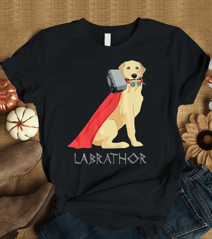 Labrathor Labrador Retriever Lab Dog Love Mjolnir Cape Hammer T-Shirt