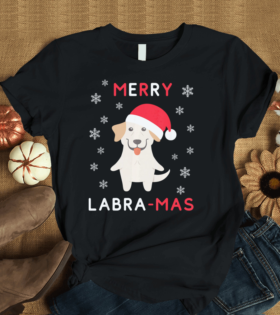 Merry Labra-Mas Funny Christmas Labrad with Santa Hat and Snowflakes T-Shirt
