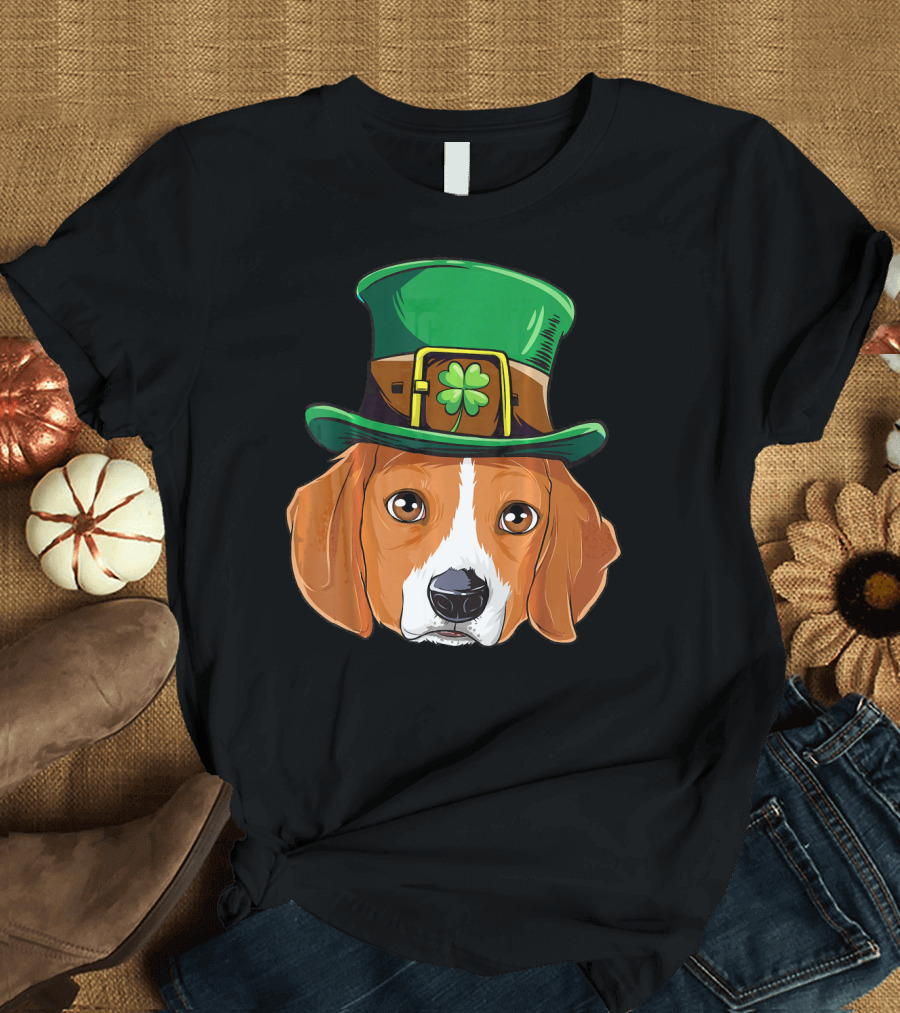 Beagle Leprechaun St Patricks Day with Green Hat and Shamrock T-Shirt