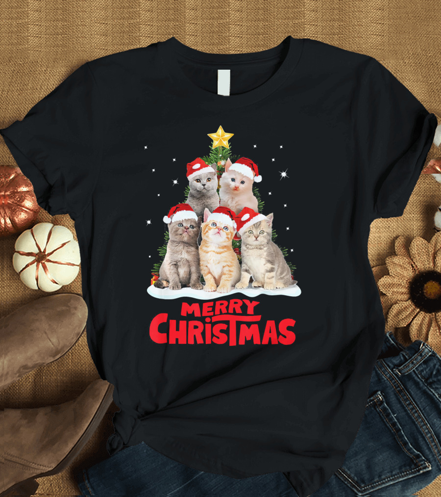 Merry Christmas Cats With Santa Hats and Star-Topped Tree T-Shirt