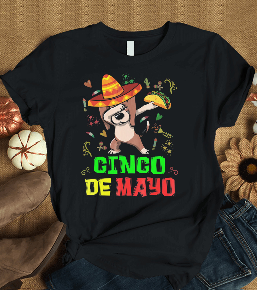 Cinco De Mayo Dabbing Taco Fiesta Dog with Sombrero T-Shirt
