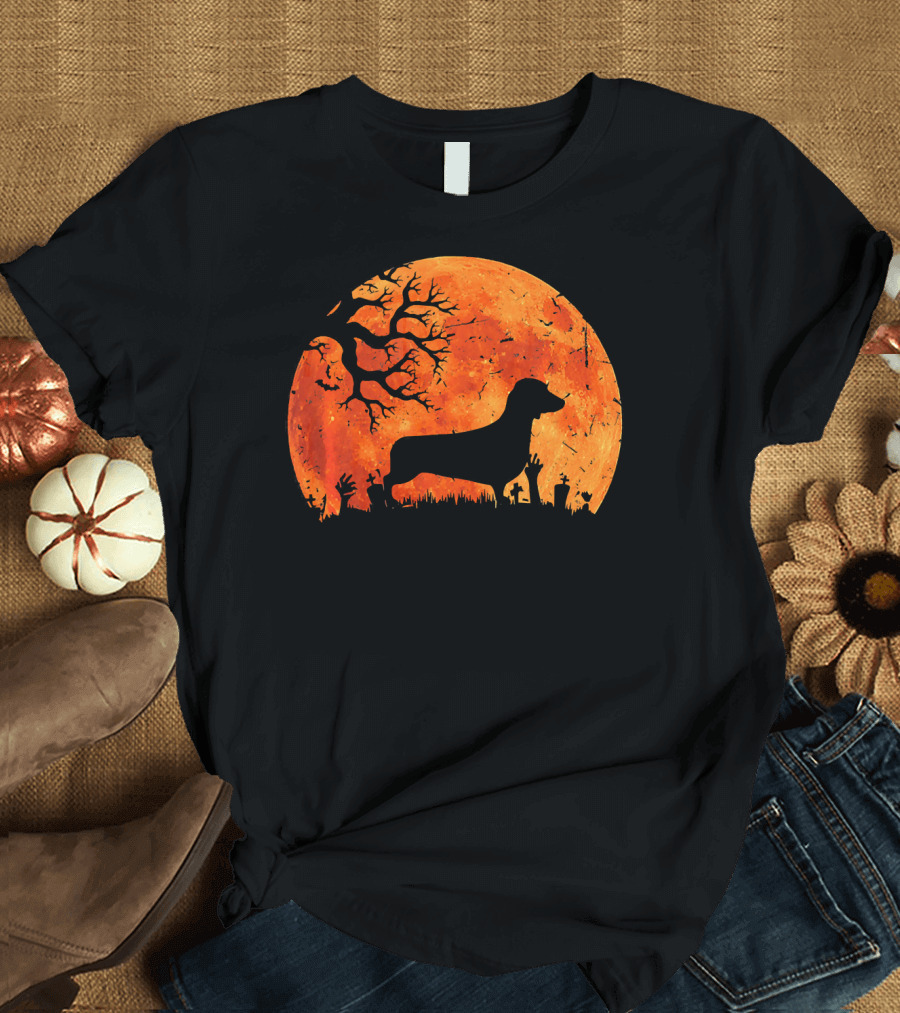 Funny Halloween Dachshund Weenie Costume Silhouette Against Creepy Full Moon T-Shirt