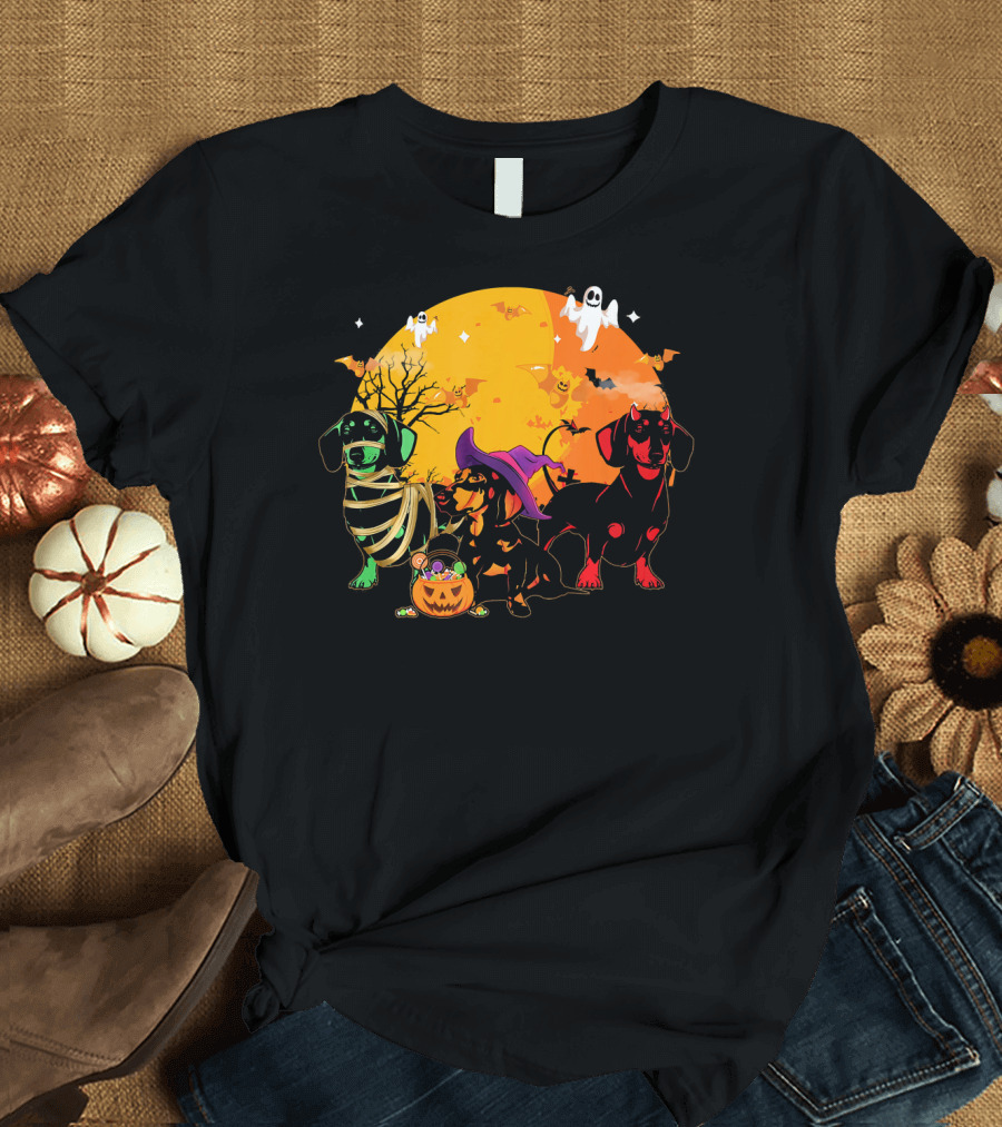 Funny Dachshund Halloween Mummy Witch Ghost Pumpkin Moon Scene T-Shirt