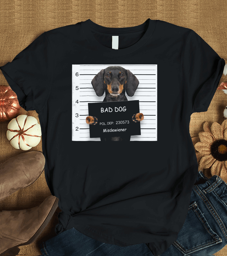 Bad Dog Misdeweiner Funny Dachshund Mugshot POL. DEP: 230573 T-Shirt