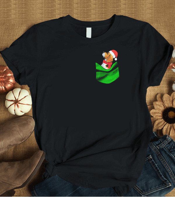 T-Shirt: Funny Beagle Christmas Dog in Your Pocket with Santa Hat T-Shirt Funny Beagle Christmas Dog in Your Pocket with Santa Hat T-Shirt