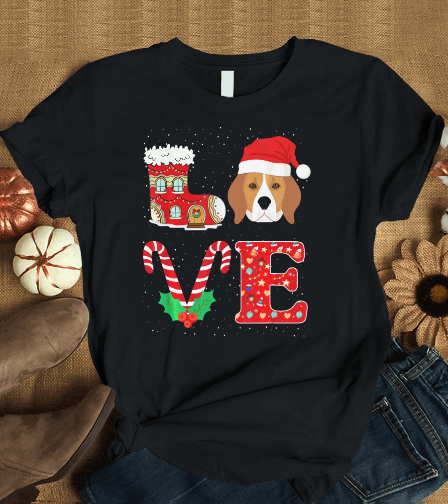 Love My Beagle Christmas Santa Hat Fun Candy Cane Boot Holiday T-Shirt
