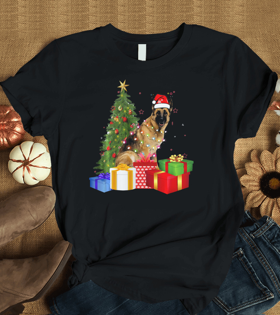 Santa Hat German Shepherd with Christmas Tree and Gifts T-Shirt