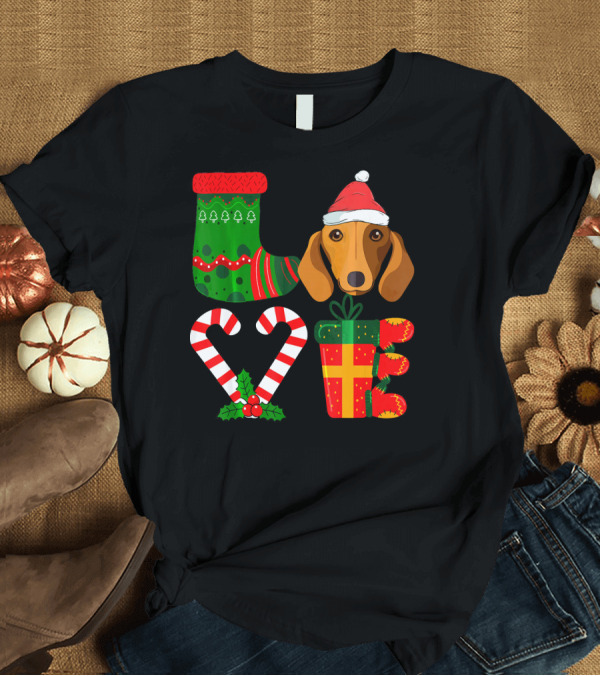 T-Shirt: Lover Dachshund Christmas Funny Dog Cute Santa Hat and Candy Cane Socks T-Shirt Lover Dachshund Christmas Funny Dog Cute Santa Hat and Candy Cane Socks T-Shirt