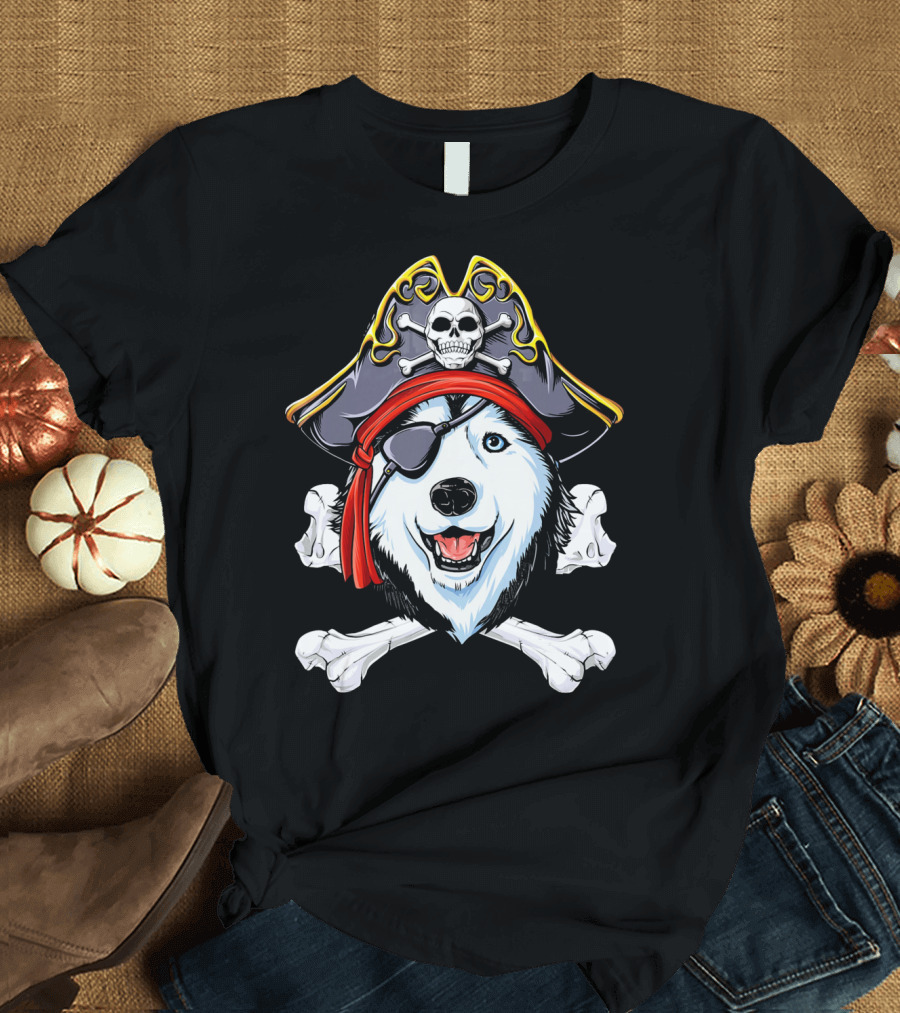 Siberian Husky Pirate Jolly Roger with Skull and Crossbones Bandana Eye Patch T-Shirt