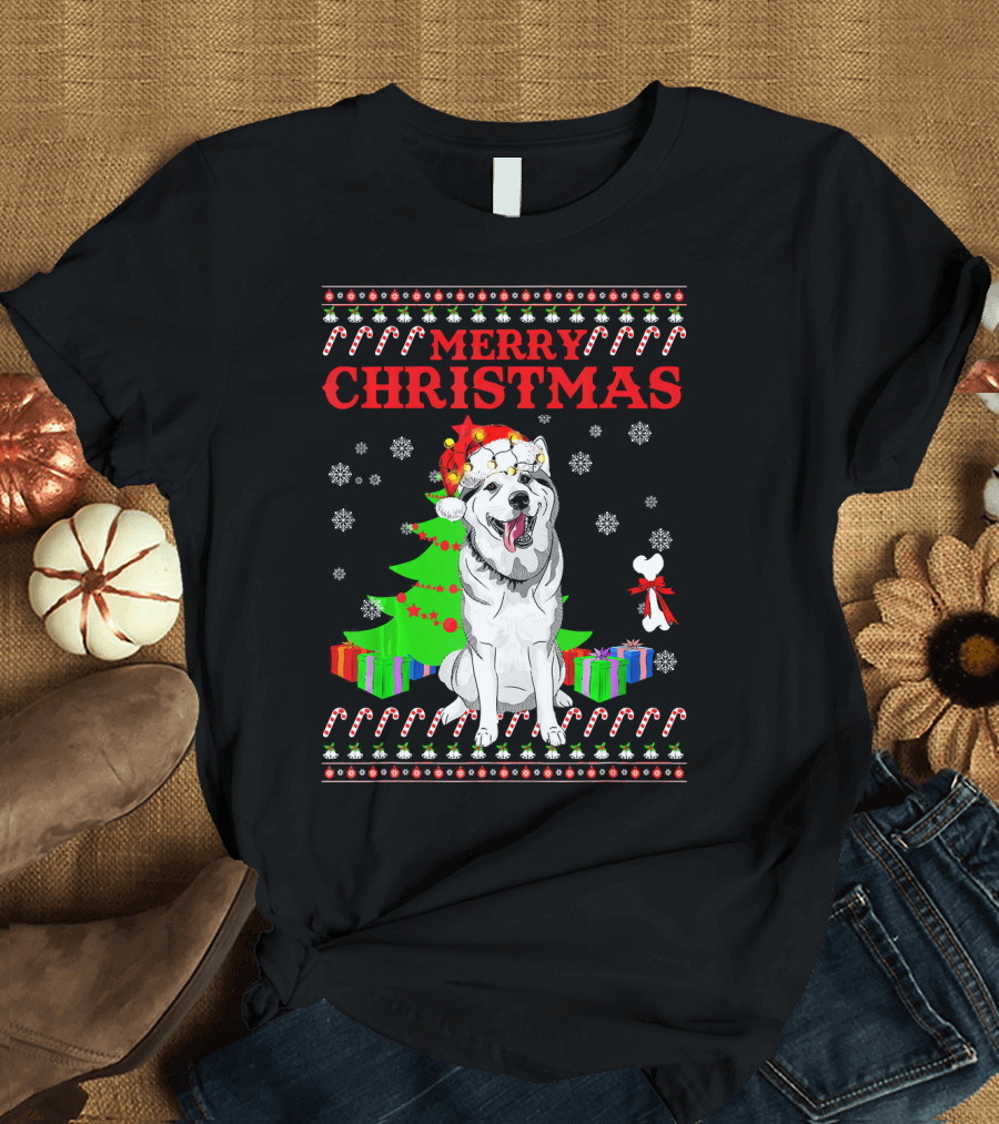 Merry Christmas Siberian Husky Santa Hat Presents Candy Canes Snowflakes T-Shirt