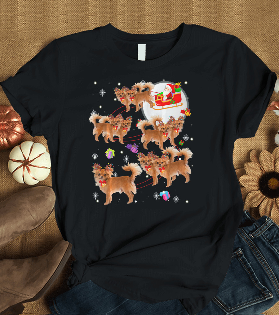Chihuahua Reindeer Christmas Santa Sleigh with Nice Dog and Gifts T-Shirt