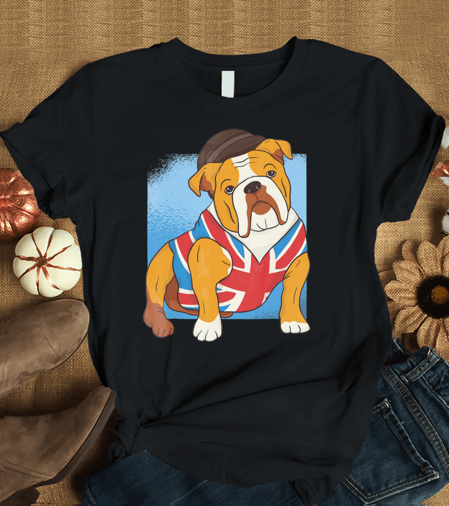 English British Bulldog Wearing Union Jack and Bowler Hat for Funny Dog Owners T-Shirt