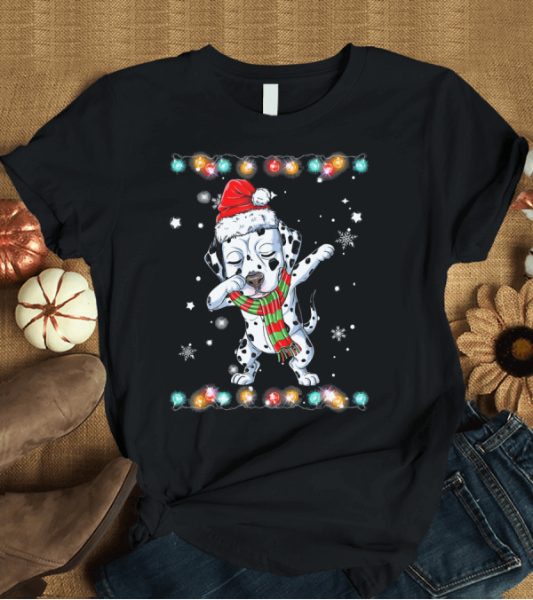 T-Shirt: Dabbing Dalmatian Santa with Christmas Lights and Snowflakes T-Shirt Dabbing Dalmatian Santa with Christmas Lights and Snowflakes T-Shirt