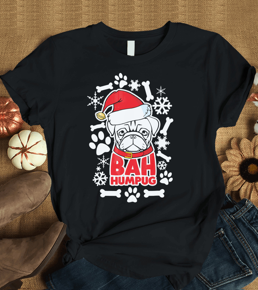 Bah Humpug Santa Hat Pug Snowflakes and Bones T-Shirt