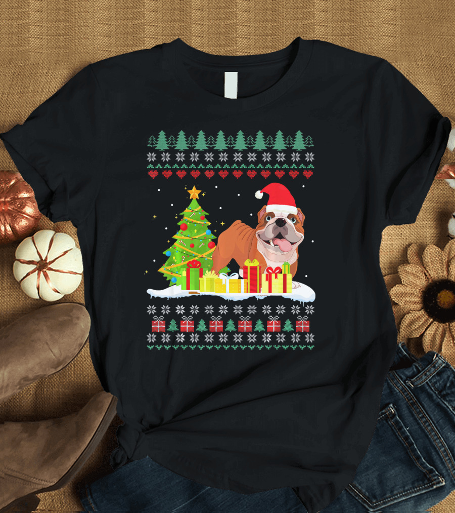 Christmas English Bulldog with Santa Hat and Gifts T-Shirt