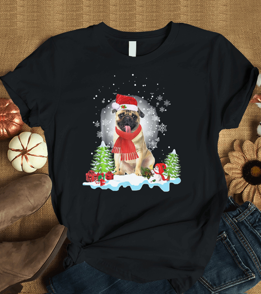 Funny Pug Santa Claus Christmas Pug Dog Snowflakes Presents Trees Snowman T-Shirt