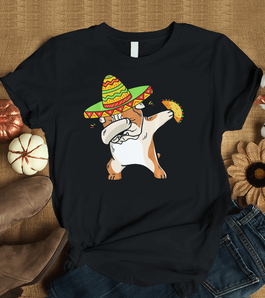 English Bulldog Dabbing with Taco and Sombrero for Cinco de Mayo T-Shirt