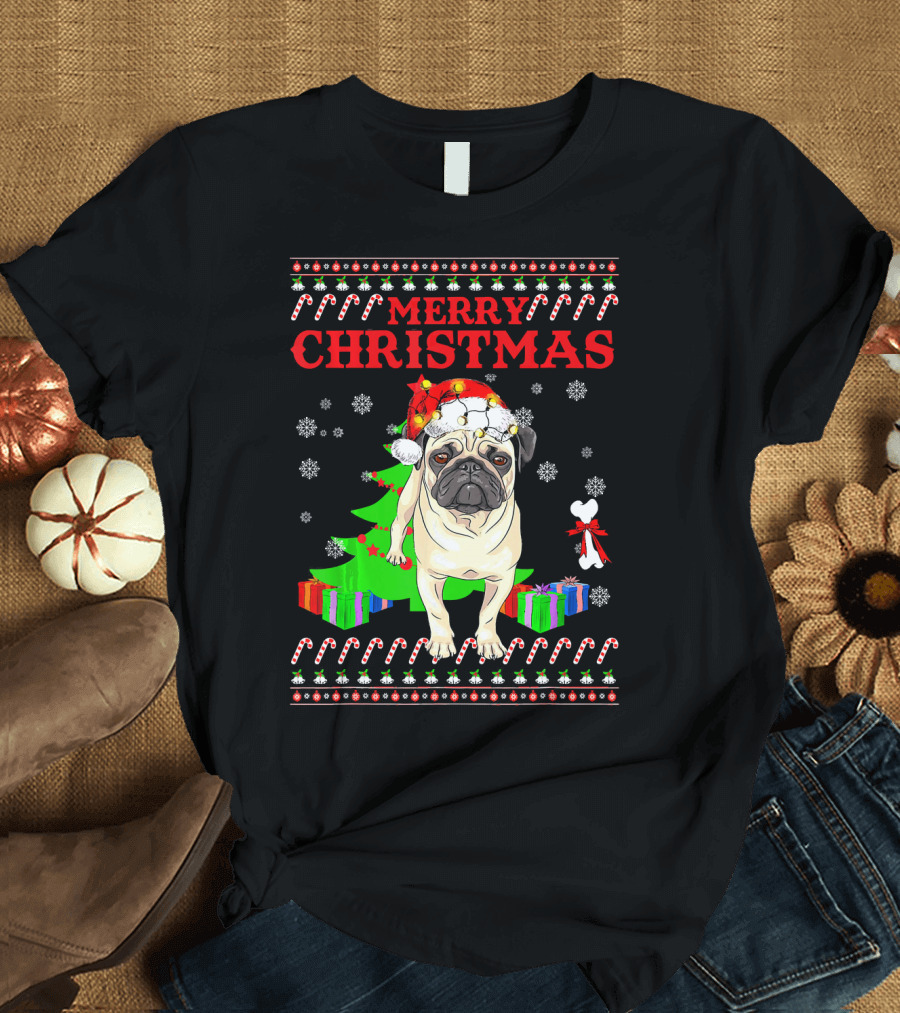 Merry Christmas Pug Santa Hat Snowflakes Candy Canes Presents T-Shirt