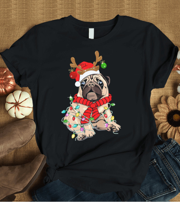 T-Shirt: Pug Dog Christmas Funny Pug Lover Reindeer Lights and Santa Hat T-Shirt Pug Dog Christmas Funny Pug Lover Reindeer Lights and Santa Hat T-Shirt