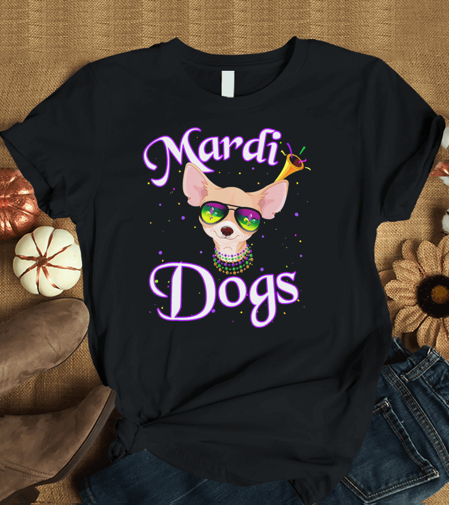 Mardi Dogs Chihuahua Beads Bling Festive Sunglasses Party Parade T-Shirt