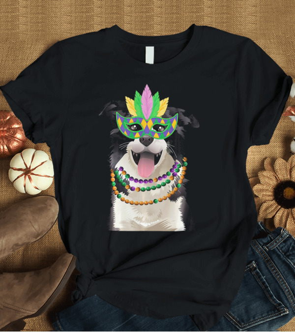 T-Shirt: Border Collie in Mardi Gras Mask with Beads T-Shirt Border Collie in Mardi Gras Mask with Beads T-Shirt