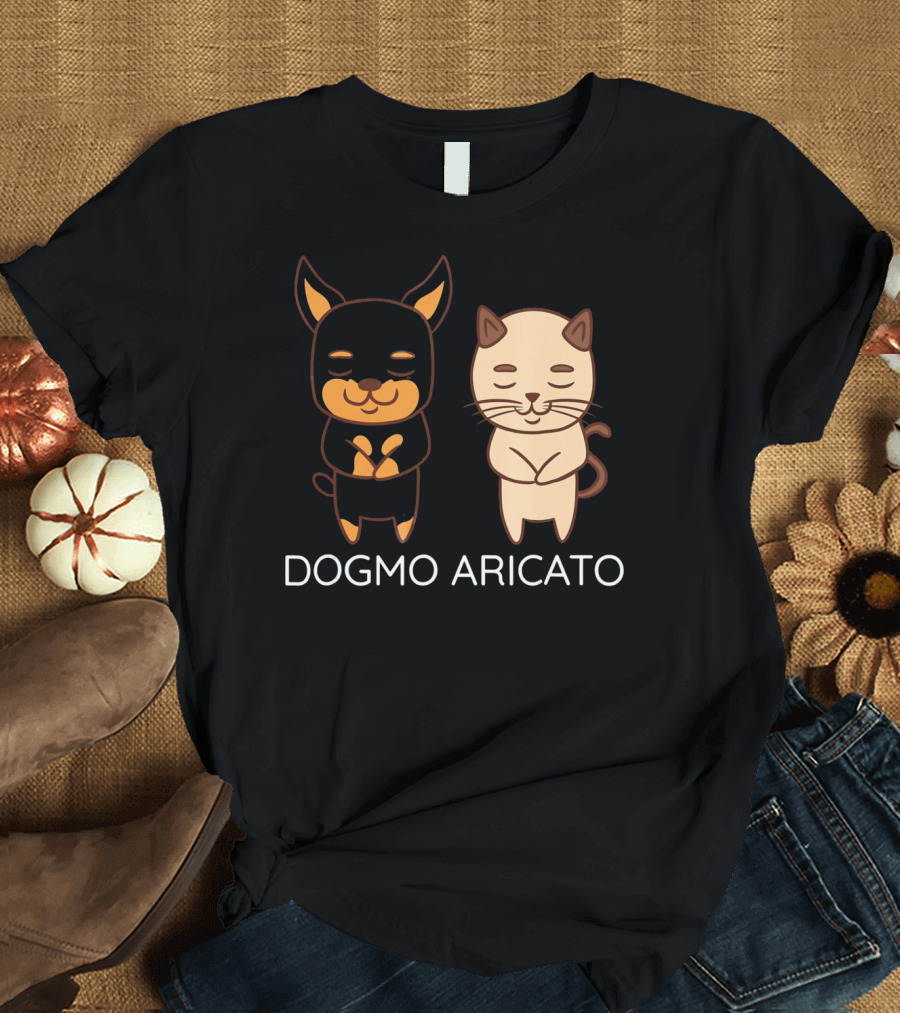 Dogmo Aricato Funny Miniature Pinscher with Cat T-Shirt