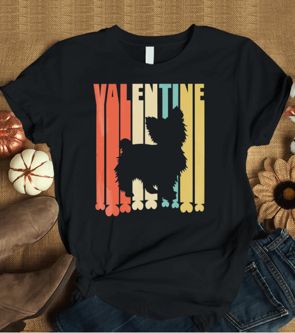 T-Shirt: Yorkshire Dog Silhouette Retro Valentine Stripes T-Shirt Yorkshire Dog Silhouette Retro Valentine Stripes T-Shirt