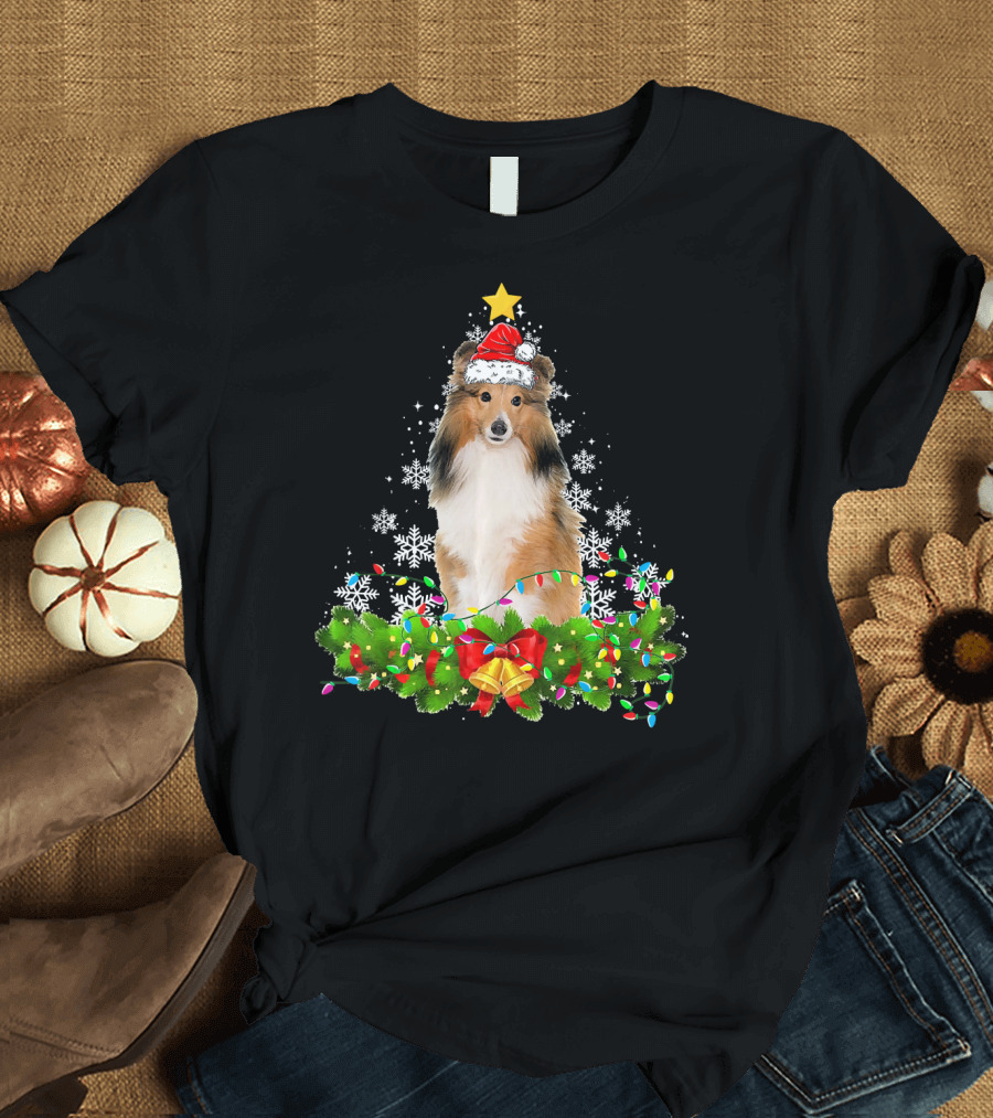 Christmas Lights Shetland Sheepdog Santa Hat Snowflakes Garland T-Shirt