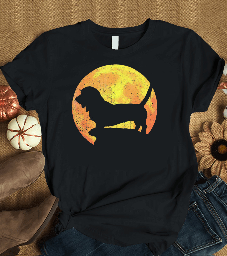 BASSET HOUND MIX Orange Moon Halloween Costume T-Shirt
