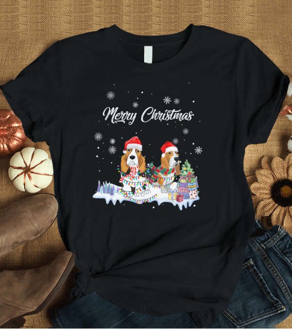 T-Shirt: Merry Christmas Basset Hound Dog Santa Hat Lights T-Shirt Merry Christmas Basset Hound Dog Santa Hat Lights T-Shirt