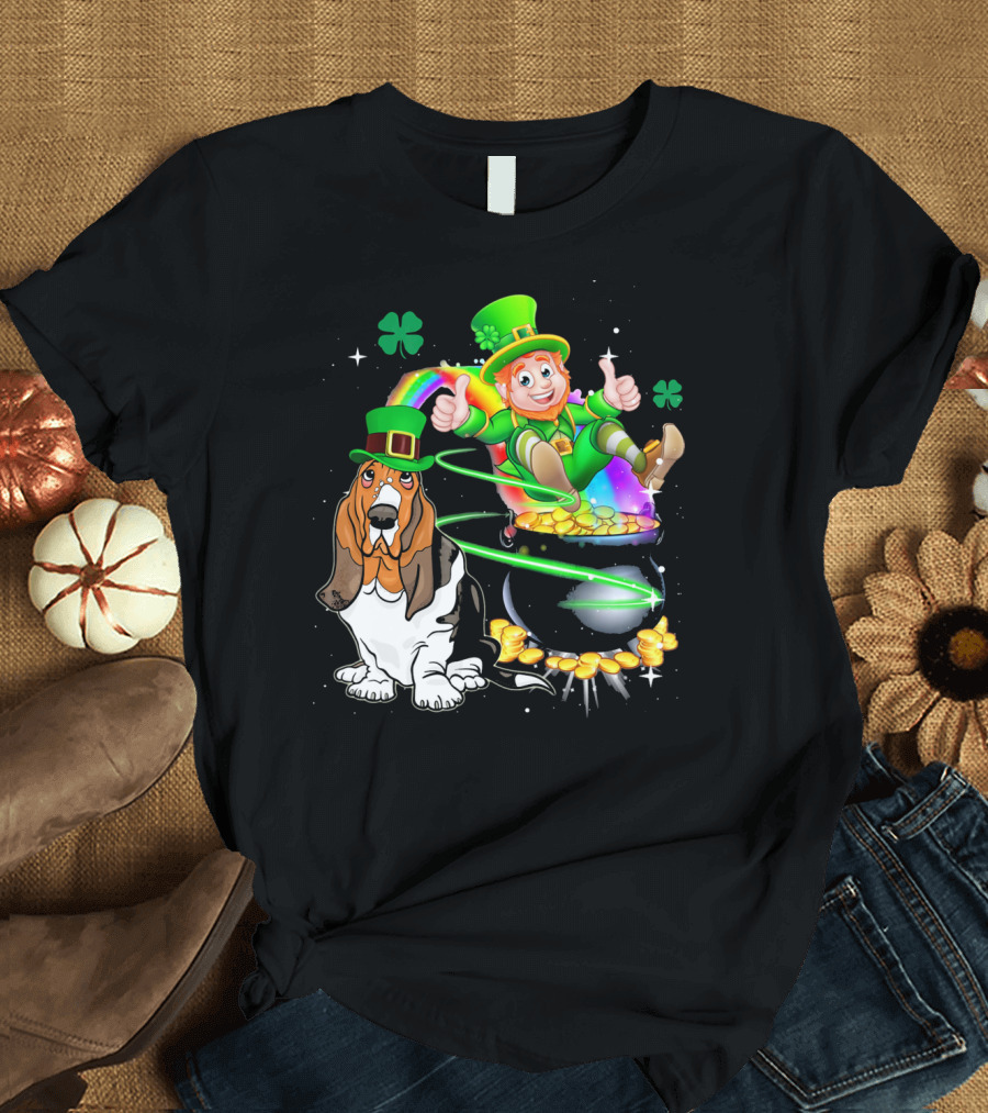 Leprechaun Basset Hound St Patrick's Day Rainbow Pot of Gold T-Shirt
