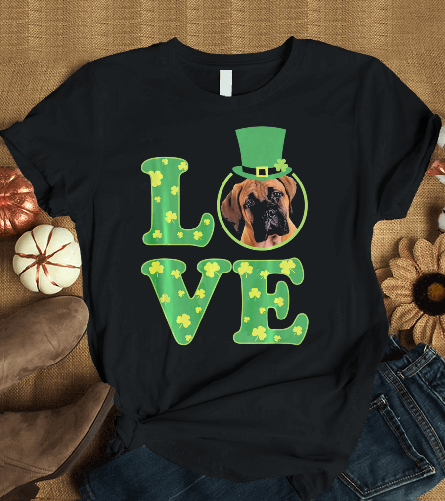 Love Bullmastiff St Patricks Day Dog Love Shamrock Hat T-Shirt